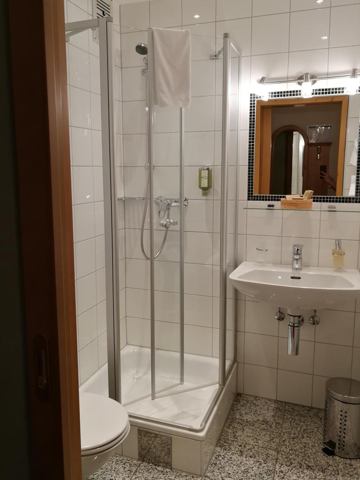 Die Linde Höchst Zewnętrze zdjęcie